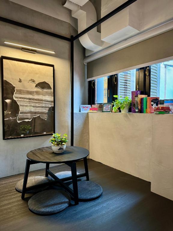 NEW LANDING PAGE-JYU SECTION SLIDE 12 IMAGE - 4