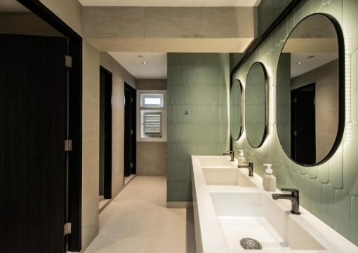 Private Room with 4 Single Capsules